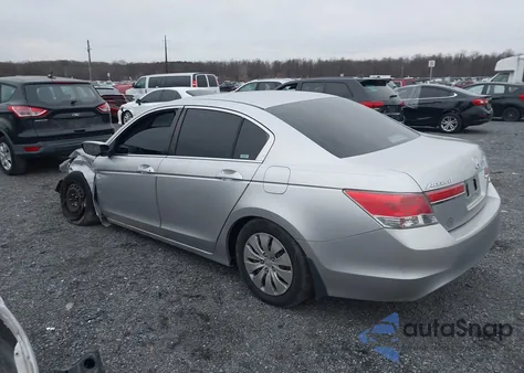 2011 Honda Accord 2.4 Lx z USA, uszkodzony, nr VIN 1HGCP2F30BA104783